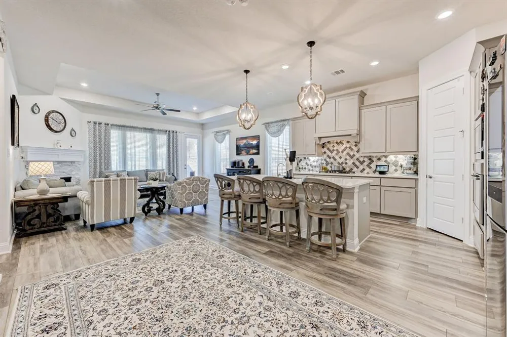 4221 Davis Oak Drive Spring, TX 77386