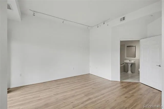 475 W 12th Avenue #14D Denver, CO 80204