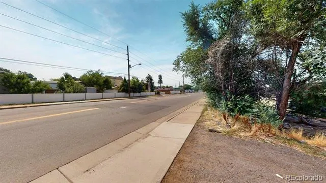 1575 Sable Boulevard Aurora, CO 80011