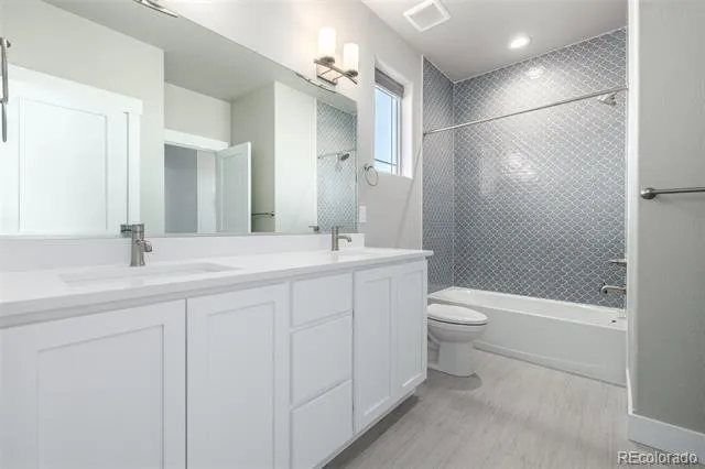 23814 E 36th Place Aurora, CO 80019