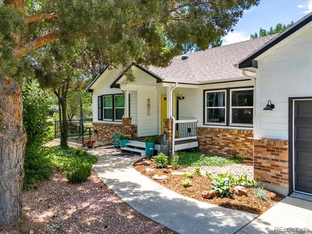 6957 Peppertree Drive Niwot, CO 80503