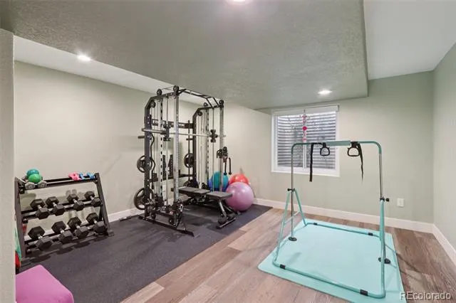6957 Peppertree Drive Niwot, CO 80503