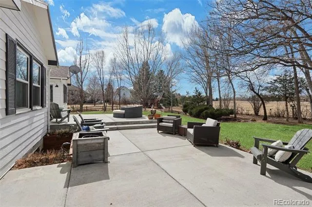 6957 Peppertree Drive Niwot, CO 80503