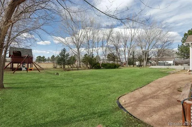 6957 Peppertree Drive Niwot, CO 80503