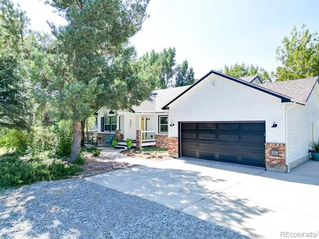 6957 Peppertree Drive Niwot, CO 80503