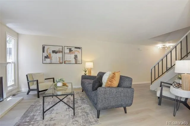 3044 S Macon Circle Aurora, CO 80014