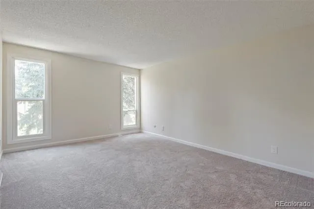 3044 S Macon Circle Aurora, CO 80014
