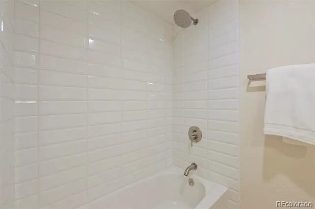 3044 S Macon Circle Aurora, CO 80014