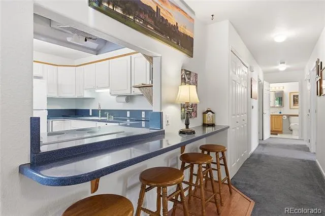 2206 S Iola Street Aurora, CO 80014