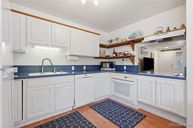 2206 S Iola Street Aurora, CO 80014