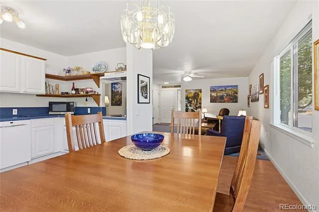 2206 S Iola Street Aurora, CO 80014