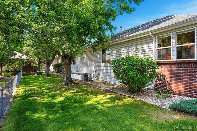 2206 S Iola Street Aurora, CO 80014