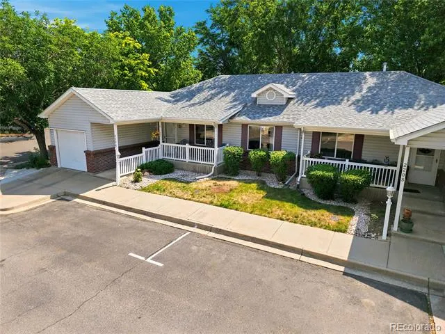 2206 S Iola Street Aurora, CO 80014