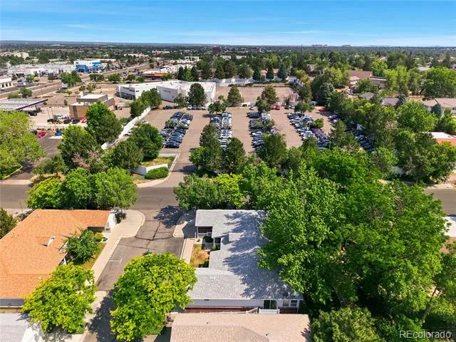2206 S Iola Street Aurora, CO 80014