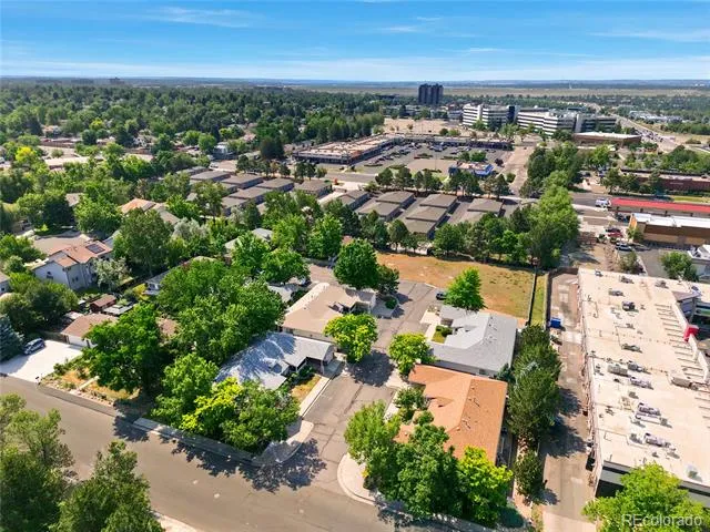 2206 S Iola Street Aurora, CO 80014