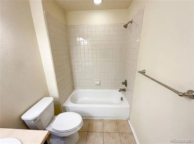6334 Ensenada Court Aurora, CO 80019