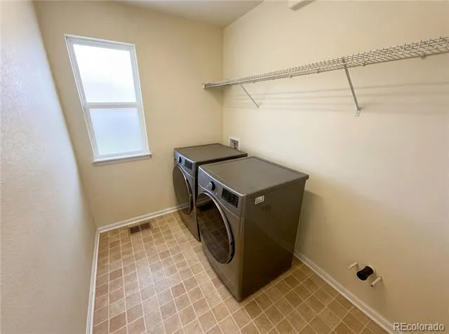 6334 Ensenada Court Aurora, CO 80019