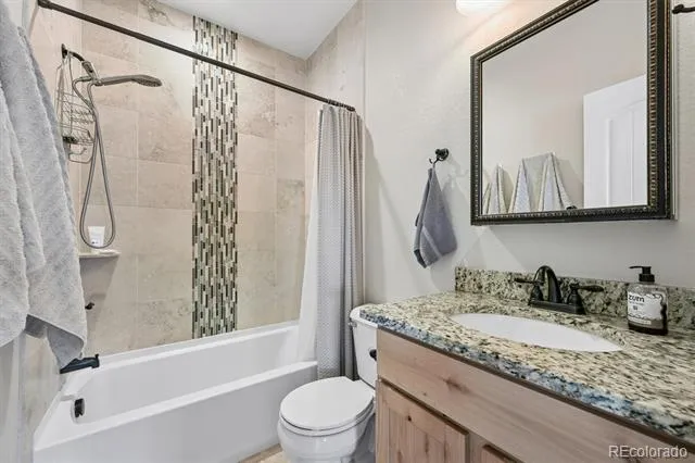156 W 8th Avenue Byers, CO 80103