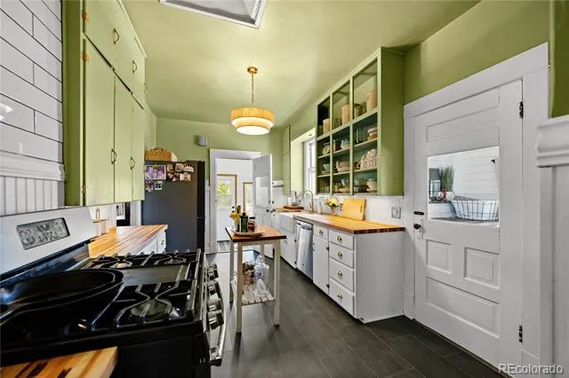 14010 E 132nd Avenue Brighton, CO 80601