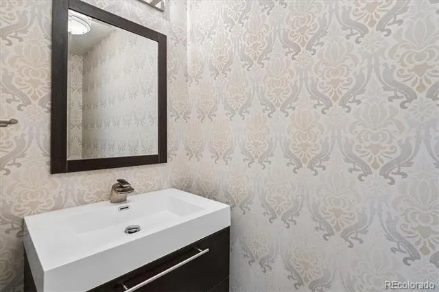 200 Powderhorn Trail Broomfield, CO 80020