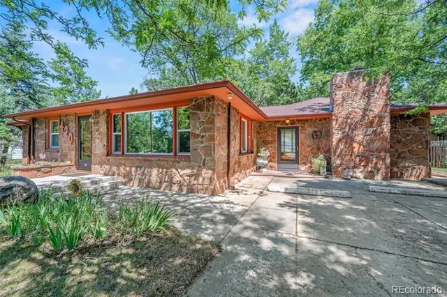 1420 Cherryvale Road Boulder, CO 80303