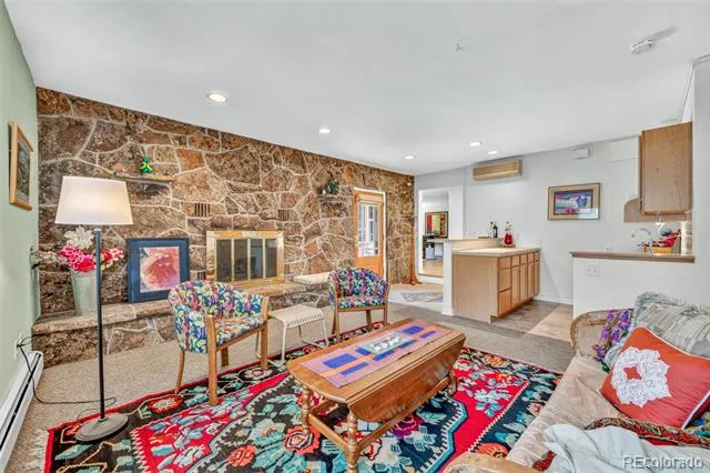 1420 Cherryvale Road Boulder, CO 80303