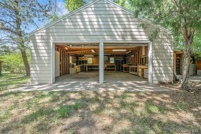 1420 Cherryvale Road Boulder, CO 80303