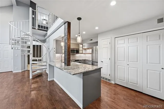 6761 S Ivy Way #B2 Centennial, CO 80112