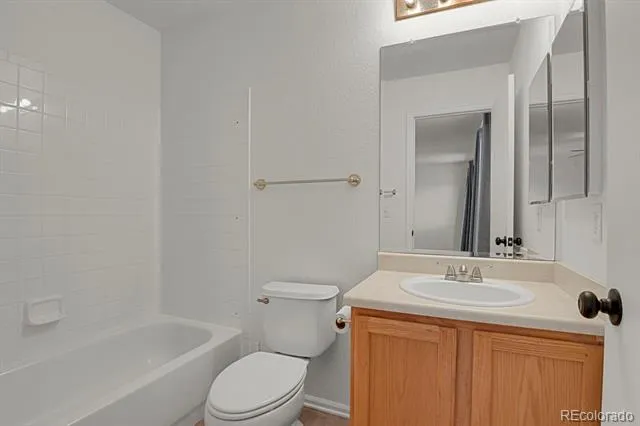 5530 S Quemoy Circle Aurora, CO 80015