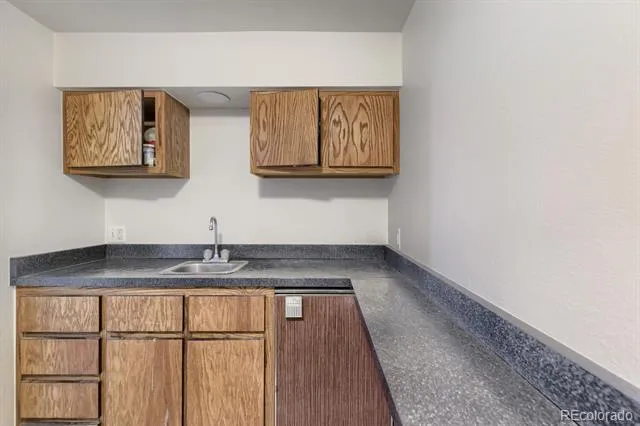 2938 S Parker Court Aurora, CO 80014