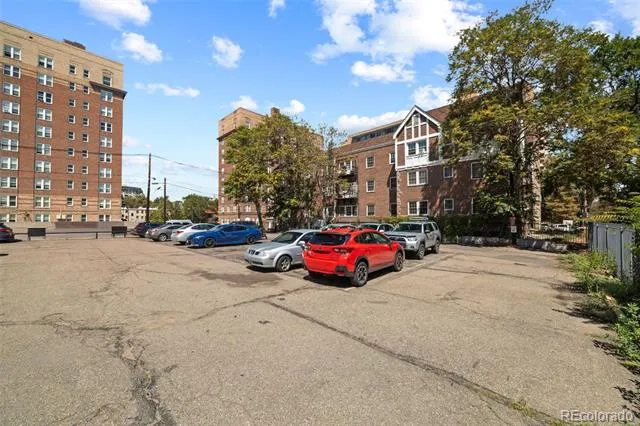 963 Logan Street #2 Denver, CO 80203