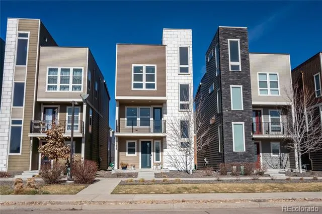 15858 E Broncos Place Englewood, CO 80112