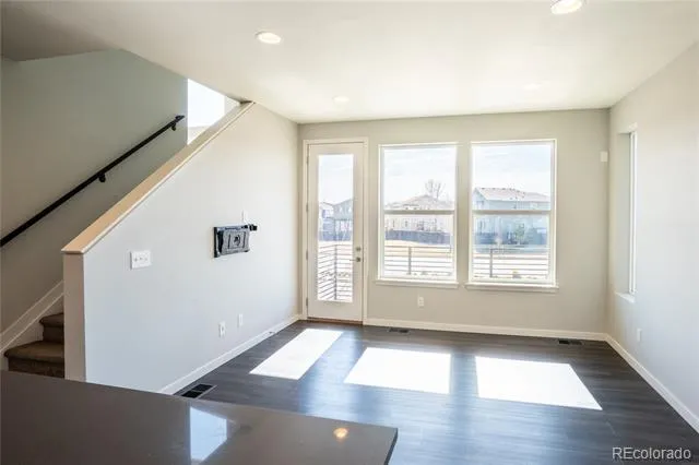 15858 E Broncos Place Englewood, CO 80112