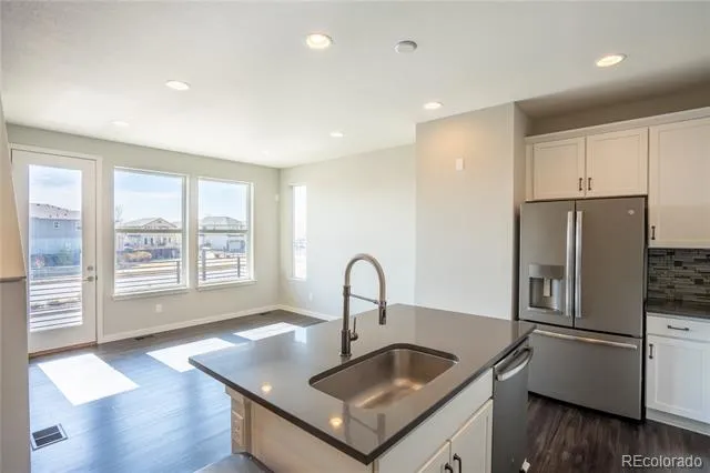 15858 E Broncos Place Englewood, CO 80112