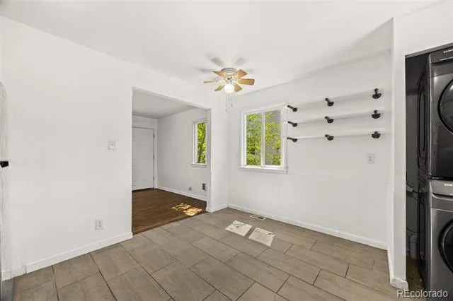 725 Kingston Street Aurora, CO 80010