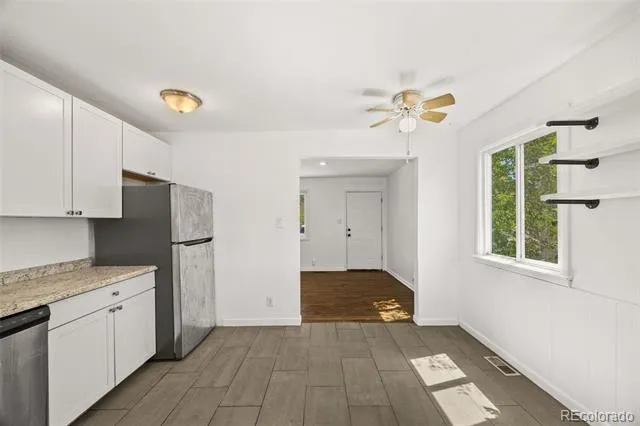 725 Kingston Street Aurora, CO 80010