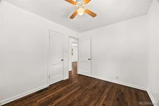 725 Kingston Street Aurora, CO 80010
