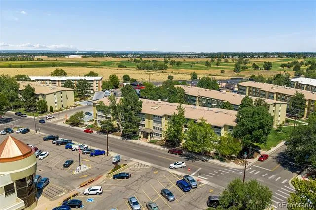 580 S Clinton Street #5A Denver, CO 80247