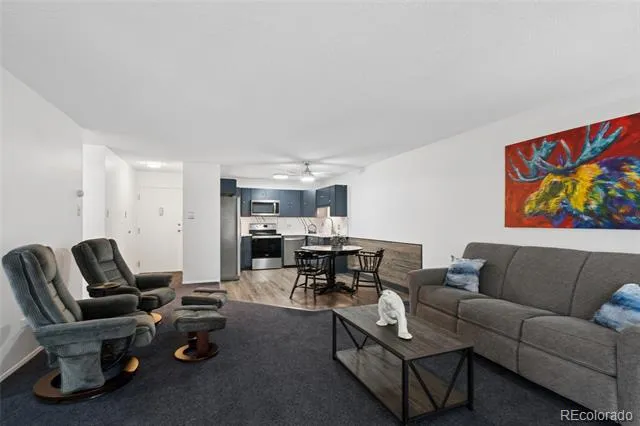 580 S Clinton Street #5A Denver, CO 80247