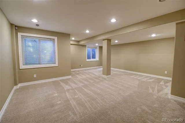 921 Courtland Place Highlands Ranch, CO 80126