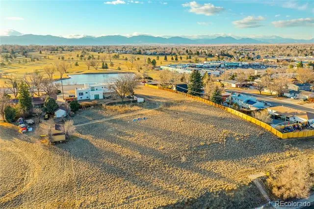 7402 W 76th Avenue Arvada, CO 80003
