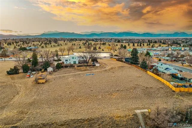 7402 W 76th Avenue Arvada, CO 80003