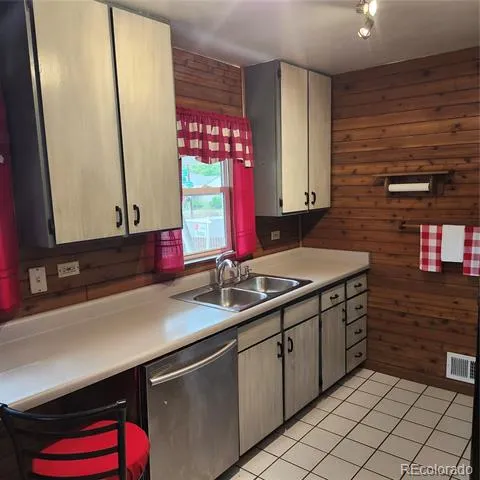 3200 S Elati Street Englewood, CO 80110