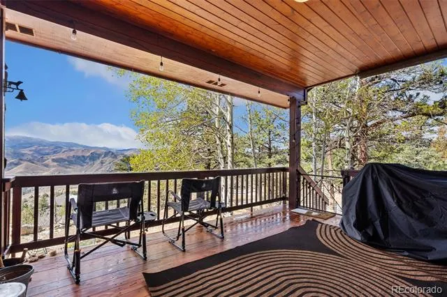 76 Rocky Vista Court Livermore, CO 80536
