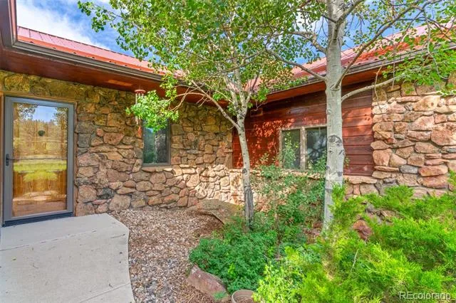 76 Rocky Vista Court Livermore, CO 80536