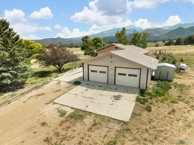 479 Meadow Drive Coaldale, CO 81222