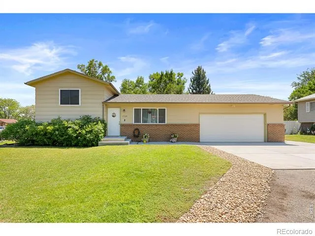 1739 S California Avenue Loveland, CO 80537