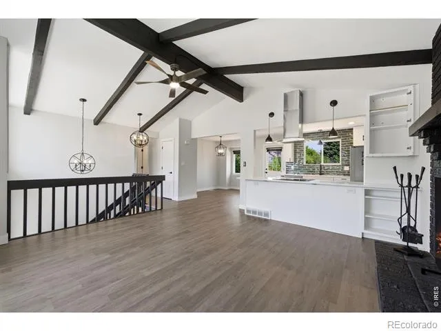 1640 Amherst Drive Longmont, CO 80503