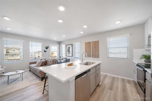 12553 E 101st Drive Commerce City, CO 80022