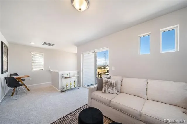 12553 E 101st Drive Commerce City, CO 80022